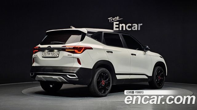 Kia Seltos из Кореи Encar