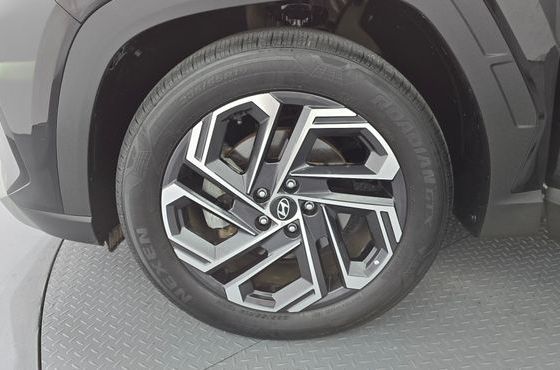 Hyundai Tucson Gasoline 1.6 Turbo 2WD Premium — пробег 30 983 км — фото 5 из 5