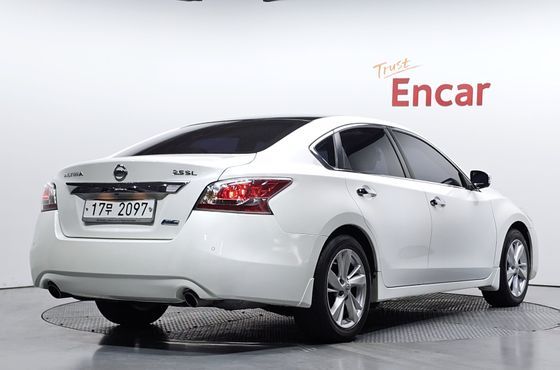 Nissan Altima 2.5 L33 — пробег 95 692 км — фото 2 из 5
