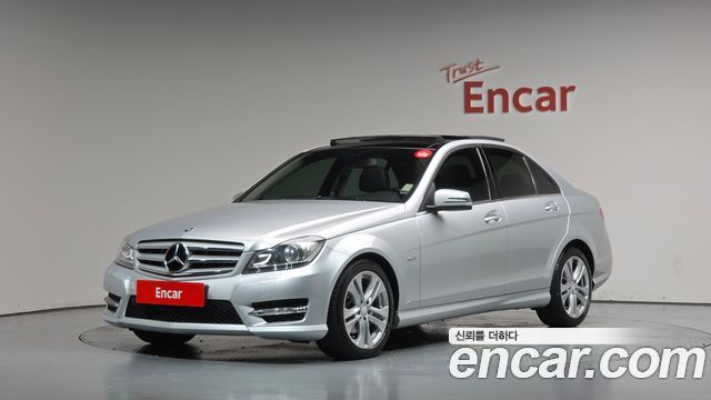 Mercedes-Benz C-Class C200 CGI AVANTGARDE — пробег 57 850 км — фото 1 из 5