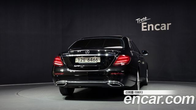 Mercedes-Benz E-Class из Кореи Encar
