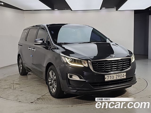 Kia Carnival из Кореи Encar