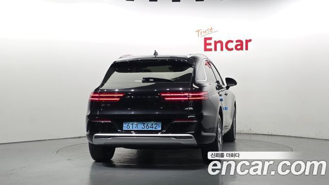Genesis GV70 из Кореи Encar