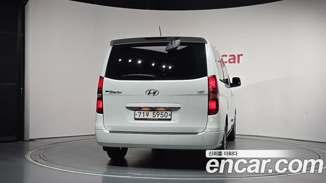 Hyundai Starex 12-Seater Wagon Modern — пробег 130 459 км — фото 4 из 5