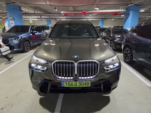 BMW X7 xDrive 40i M Sport 6STR — пробег 10 240 км — фото 3 из 5