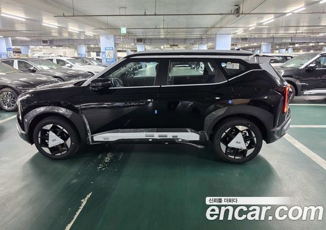 Kia Seltos HEV 1.6 2WD Prestige — пробег 1 км — фото 2 из 5