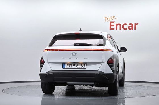 Hyundai Kona Modern Plus — пробег 6 161 км — фото 4 из 5