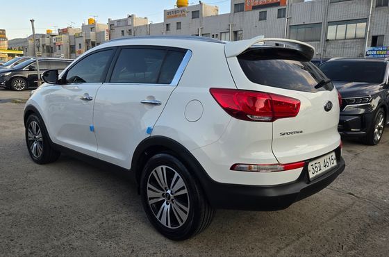 Kia Sportage Diesel 2WD Trendy — пробег 142 085 км — фото 5 из 5