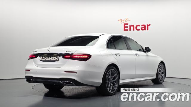 Mercedes-Benz E-Class из Кореи Encar