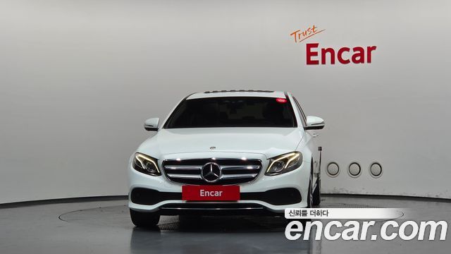 Mercedes-Benz E-Class E300 4MATIC AV Intelligent Drive — пробег 131 504 км — фото 3 из 5