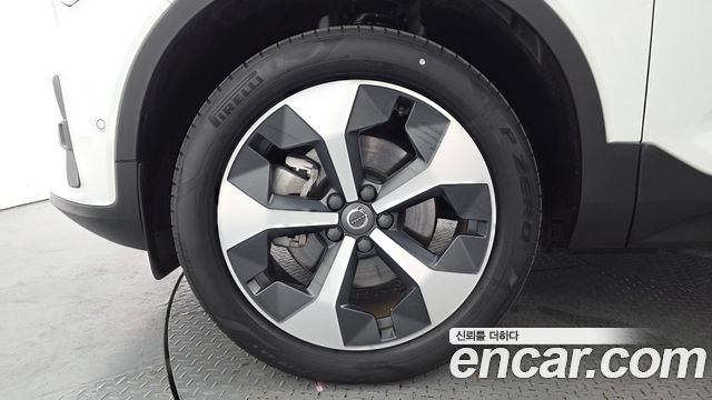 Volvo XC40 из Кореи Encar