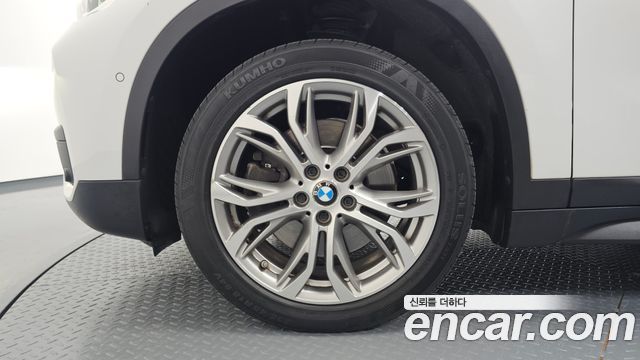 BMW X1 xDrive 20d Joy — пробег 122 204 км — фото 5 из 5