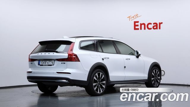 Volvo V60 из Кореи Encar