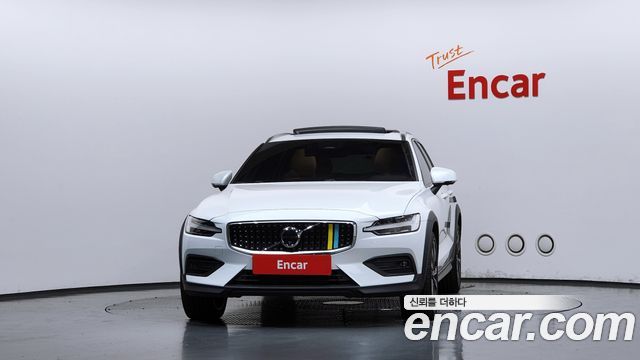 Volvo V60 из Кореи Encar