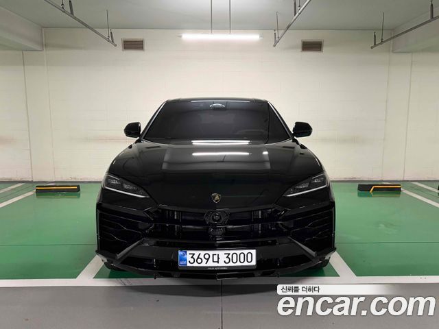 Lamborghini Urus из Кореи Encar