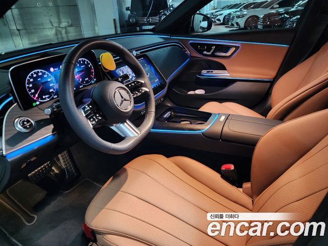 Mercedes-Benz E-Class E200 AMG Line — пробег 5 000 км — фото 4 из 5