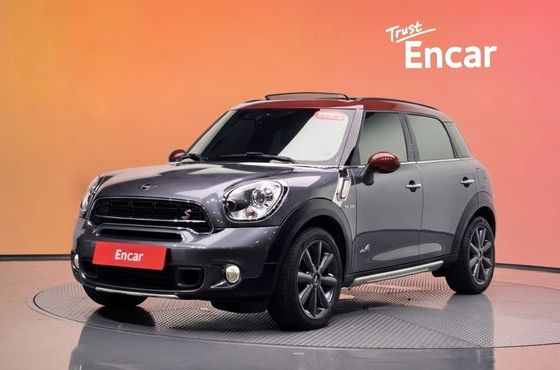 Mini Countryman ALL4 Park Lane 1st — пробег 161 798 км — фото 1 из 5