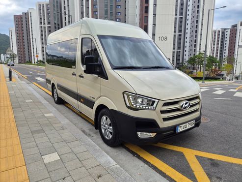 Hyundai Solati 15-seater Luxury — пробег 115 000 км — фото 2 из 5