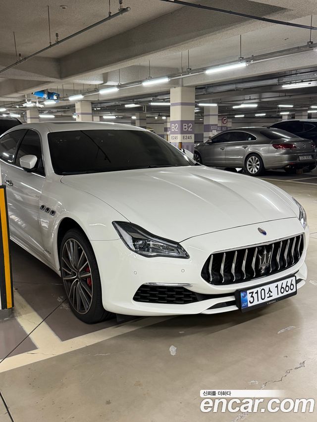 Maserati Quattroporte из Кореи Encar