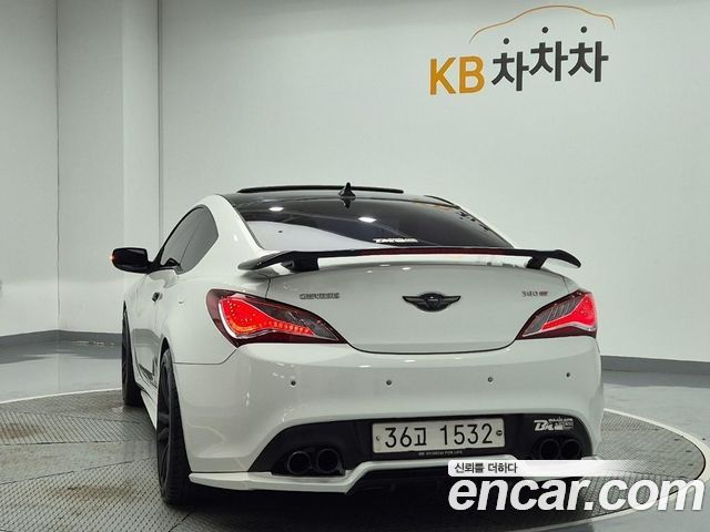 Hyundai Genesis из Кореи Encar