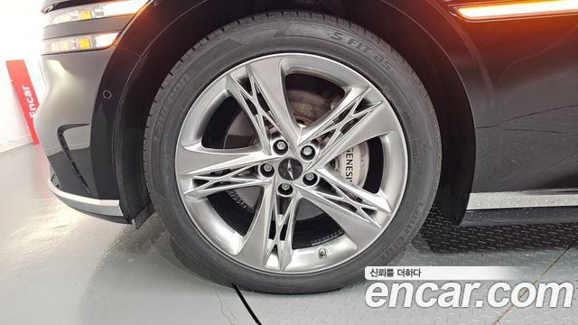Genesis G90 из Кореи Encar