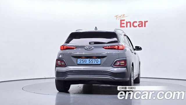 Hyundai Kona из Кореи Encar