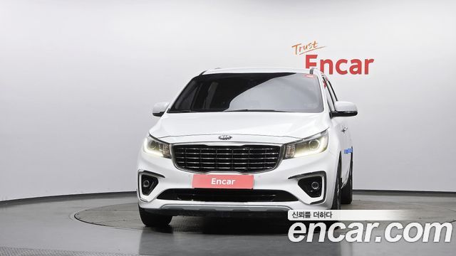 Kia Carnival из Кореи Encar