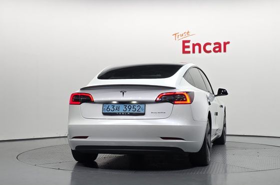 Tesla Model 3 Long Range AWD — пробег 73 998 км — фото 4 из 5