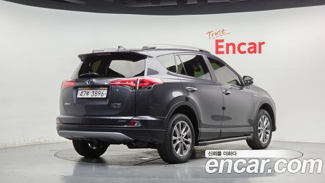 Toyota RAV4 2.5 4WD Hybrid 4th — пробег 90 302 км — фото 2 из 5