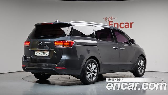 Kia Carnival из Кореи Encar