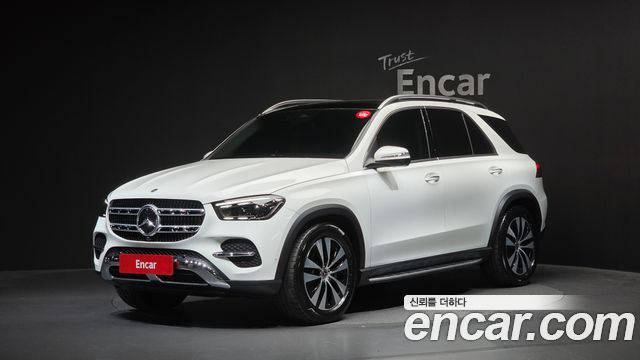 Mercedes-Benz GLE-Class GLE350 4MATIC — пробег 2 688 км — фото 1 из 5