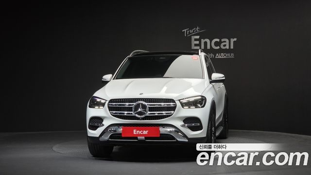 Mercedes-Benz GLE-Class GLE350 4MATIC — пробег 2 688 км — фото 3 из 5