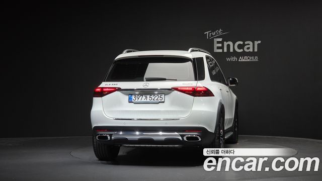 Mercedes-Benz GLE-Class GLE350 4MATIC — пробег 2 688 км — фото 4 из 5