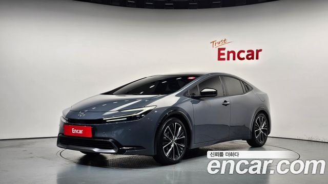 Toyota Prius 2.0 XLE — пробег 21 073 км — фото 1 из 5