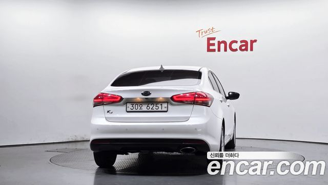 Kia K3 из Кореи Encar