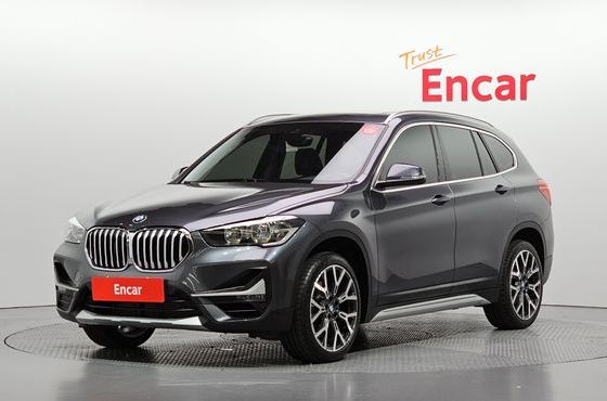 BMW X1 xDrive 20i xLine — пробег 58 077 км — фото 1 из 5
