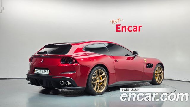 Ferrari GTC4 Lusso из Кореи Encar