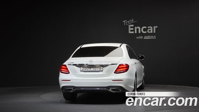 Mercedes-Benz E-Class из Кореи Encar