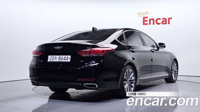 Hyundai Genesis из Кореи Encar