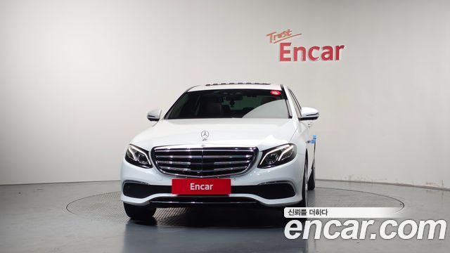 Mercedes-Benz E-Class из Кореи Encar