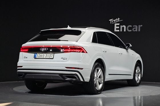 Audi Q8 45 TDI Quattro Premium — пробег 74 131 км — фото 2 из 5