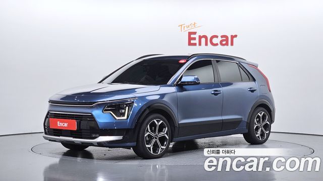 Kia Niro Signature — пробег 119 948 км — фото 1 из 5