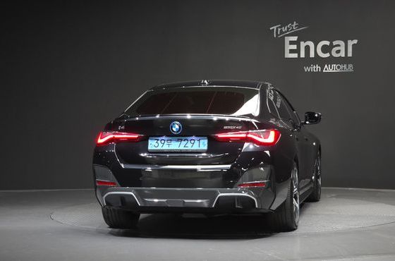 BMW i4 eDrive40 M Sports Pro — пробег 50 659 км — фото 4 из 5
