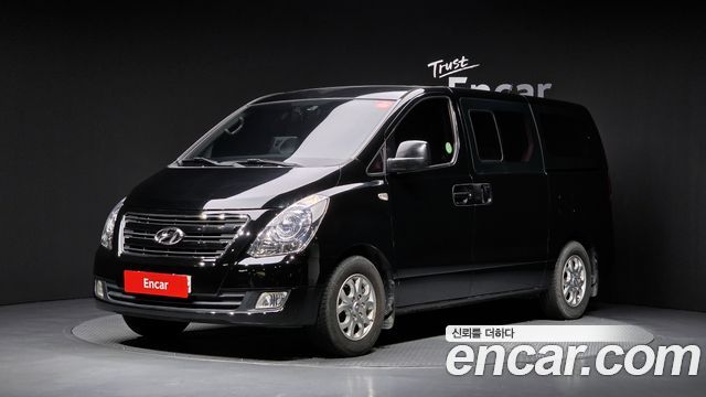 Hyundai Starex 12-Seater Wagon Smart Stardard — пробег 129 365 км — фото 1 из 5