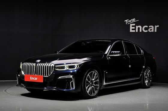 BMW 7-Series 740i M Sport — пробег 142 978 км — фото 1 из 5