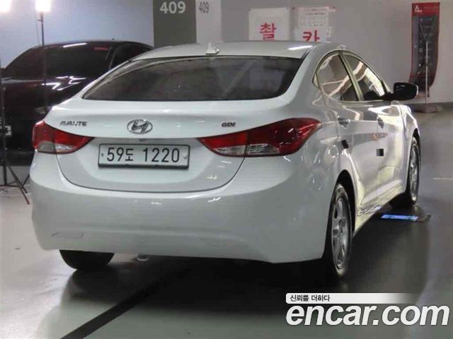 Hyundai AVANTE M16 GDI Smart — пробег 116 902 км — фото 4 из 5