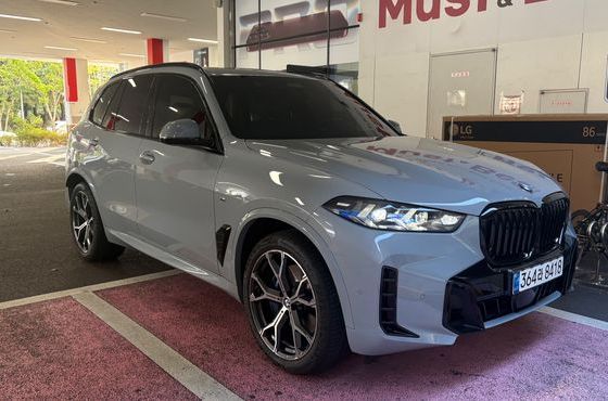 BMW X5 xDrive 40i M Sport — пробег 4 700 км — фото 1 из 5