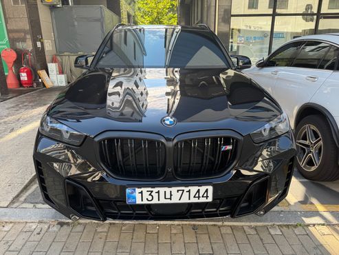 BMW X5 M60i — пробег 32 000 км — фото 1 из 5