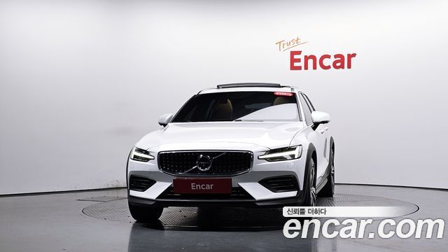 Volvo V60 из Кореи Encar