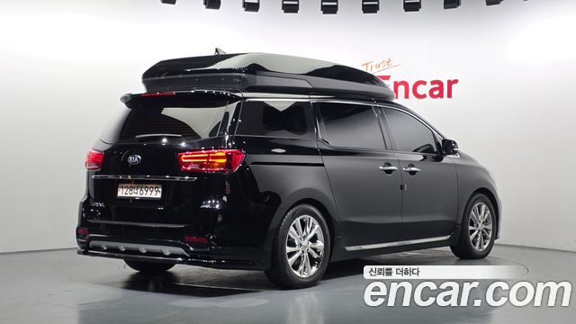 Kia Carnival из Кореи Encar